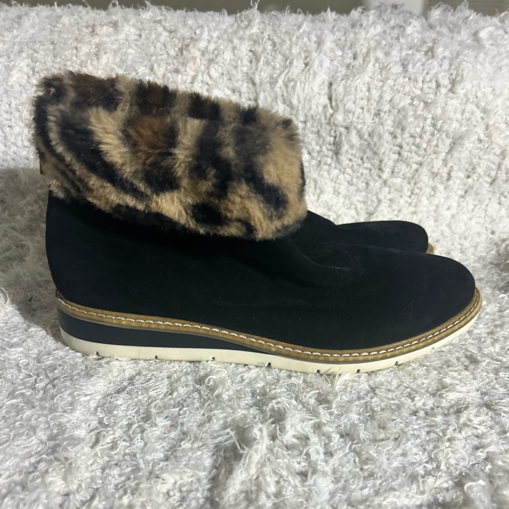 Black Suede Ankle Boots with Faux Fur Trim